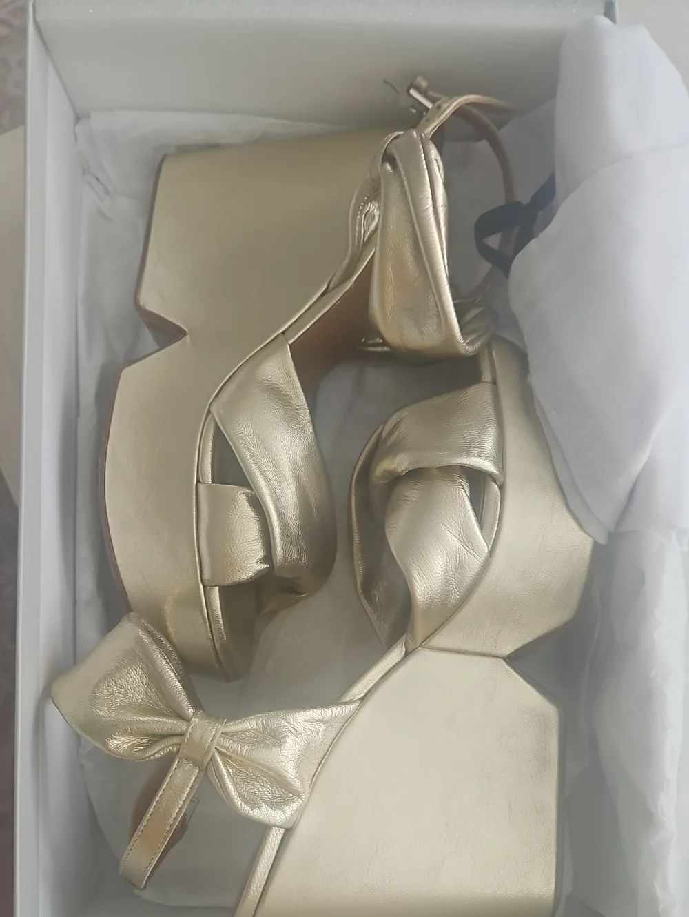 Robert Clergerie Metallic Gold Knotted Platform Wedges